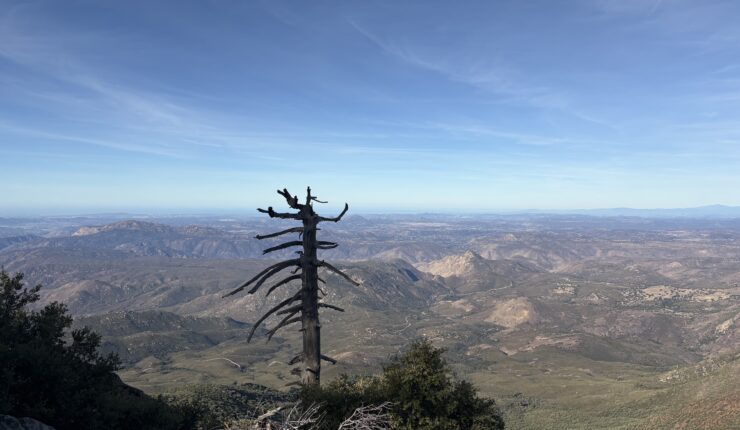 A windy hike to Cuyamaca Peak